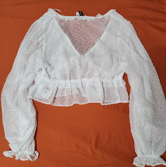 White sheer long sleeve - Picture 2 of 3